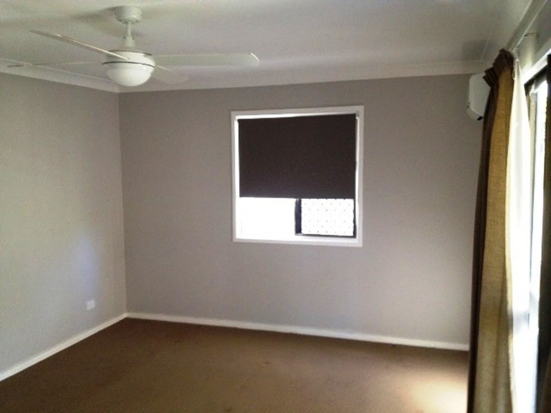 * Cay Street, Saunders Beach QLD 4818