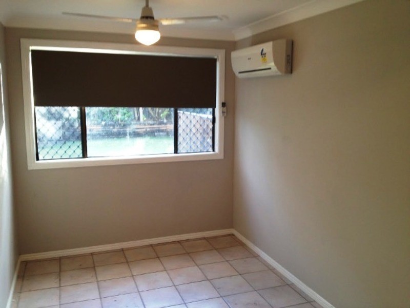* Cay Street, Saunders Beach QLD 4818