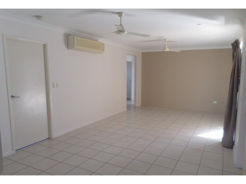 ** Firetail Pocket, Kelso QLD 4815