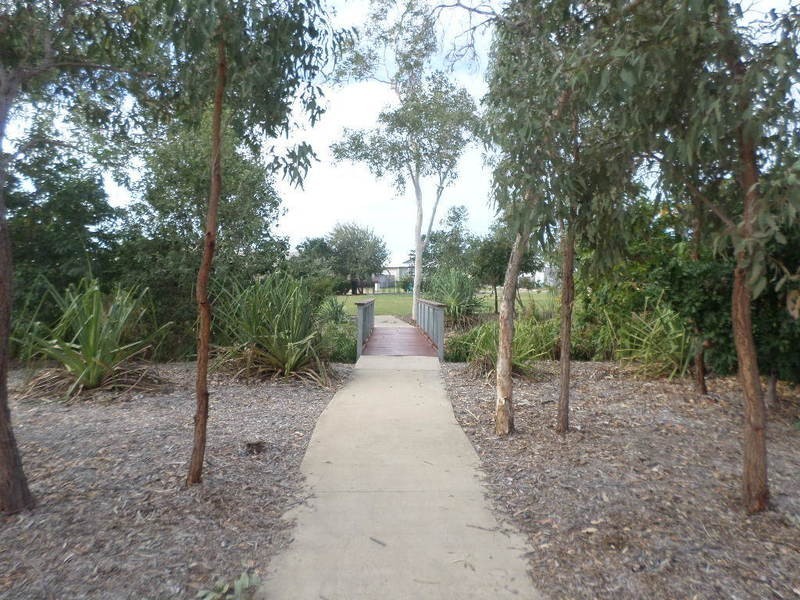 * Garrison Court, Mount Louisa QLD 4814