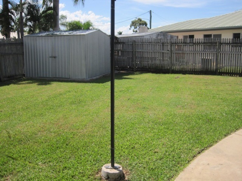 64 Glenrock Drive, Rasmussen QLD 4815