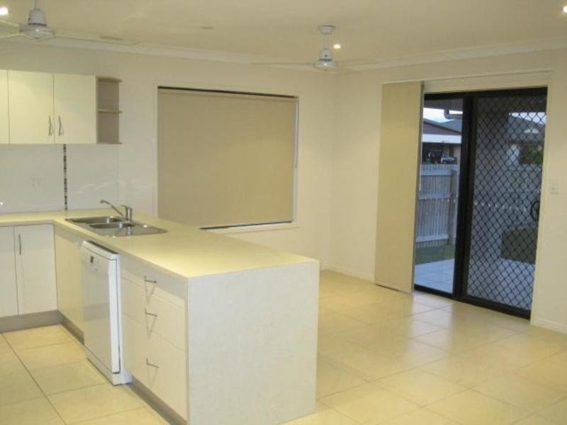 ** Mannikin Way, Bohle Plains QLD 4817