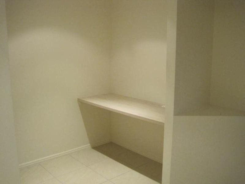 ** Mannikin Way, Bohle Plains QLD 4817