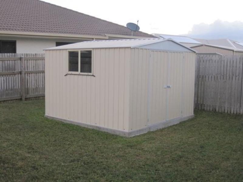 ** Mannikin Way, Bohle Plains QLD 4817