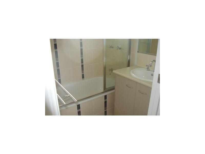 *** Firetail Pocket, Kelso QLD 4815