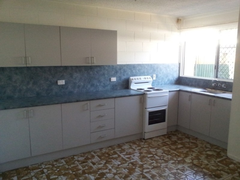 * Harold Street, West End QLD 4810