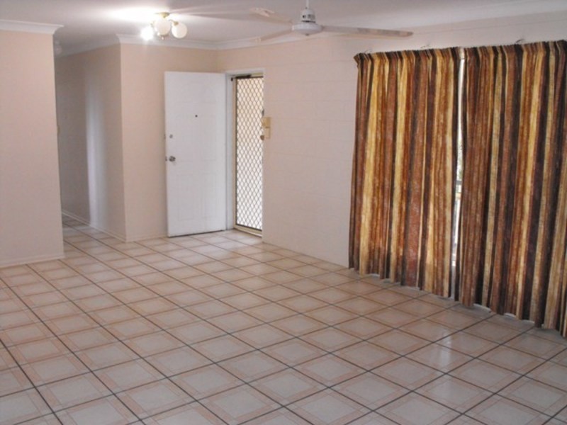 * Gouldian Ave, Condon QLD 4815