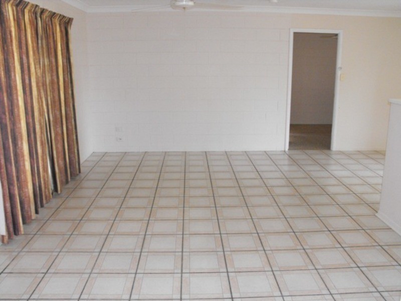 * Gouldian Ave, Condon QLD 4815