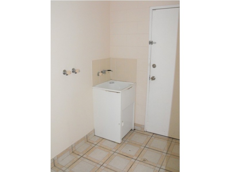 * Gouldian Ave, Condon QLD 4815