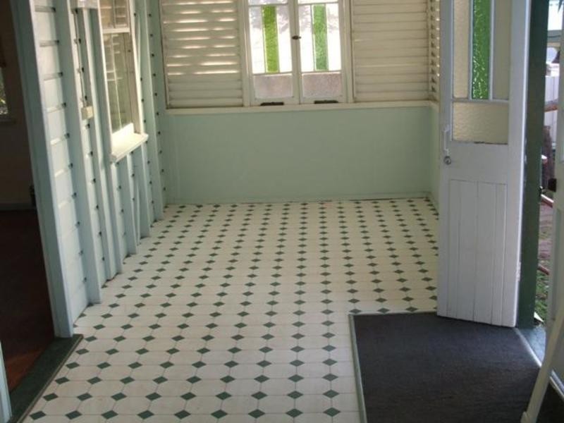 50 Macrossan Street, South Townsville QLD 4810