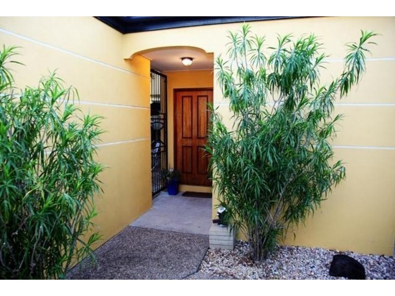 *  Eureka Crescent, Kirwan QLD 4817