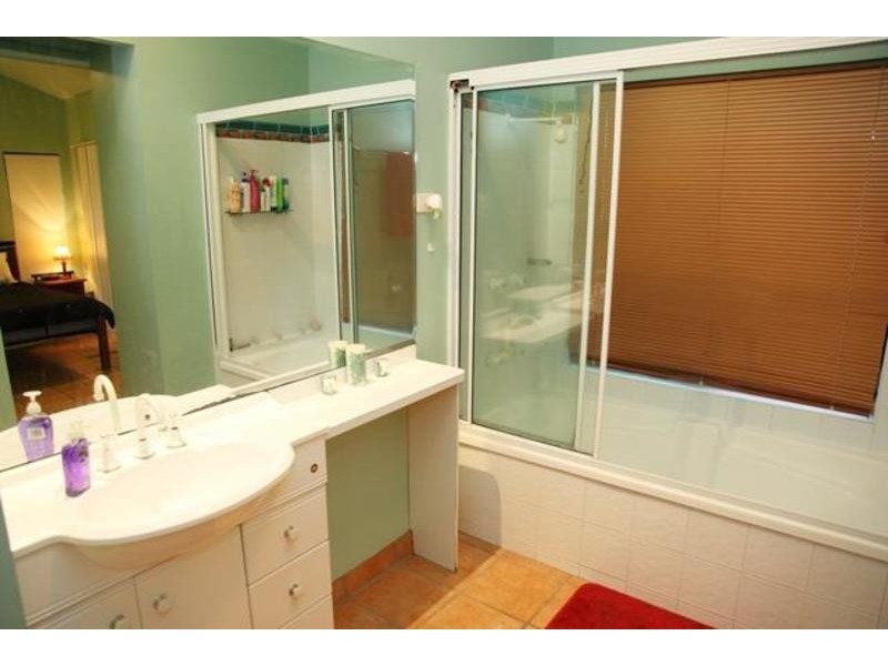 *  Eureka Crescent, Kirwan QLD 4817