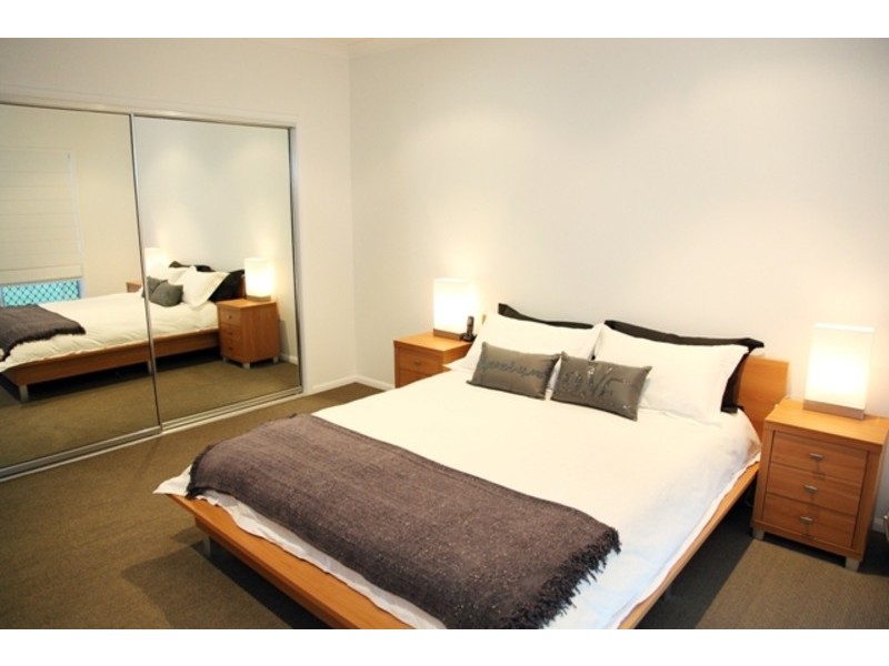 13 Rattray Street, Bushland Beach QLD 4818