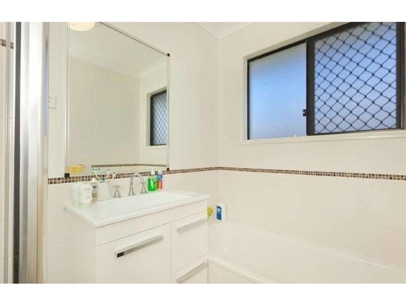 12 Skylark Place, Kelso QLD 4815