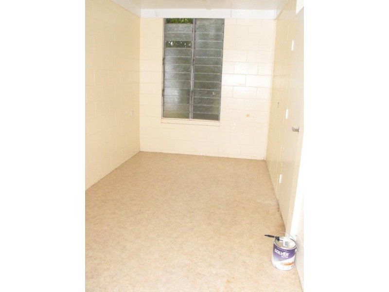 * Forest Avenue, Kirwan QLD 4817