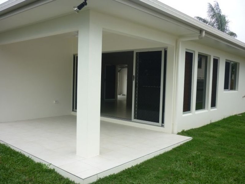 * Mooney Street, Gulliver QLD 4812