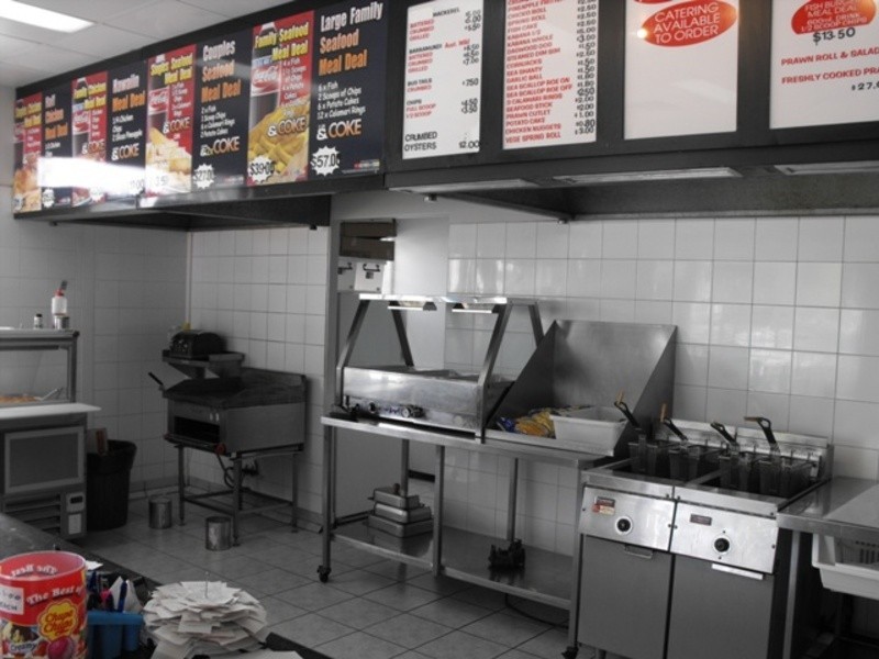 Shop 8/2 Kern Bros Drive, Kirwan QLD 4817