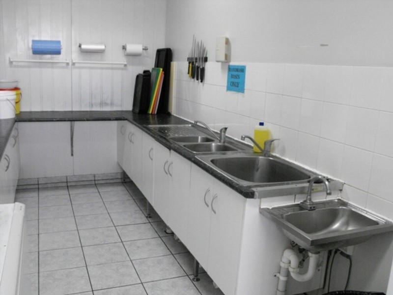 Shop 8/2 Kern Bros Drive, Kirwan QLD 4817