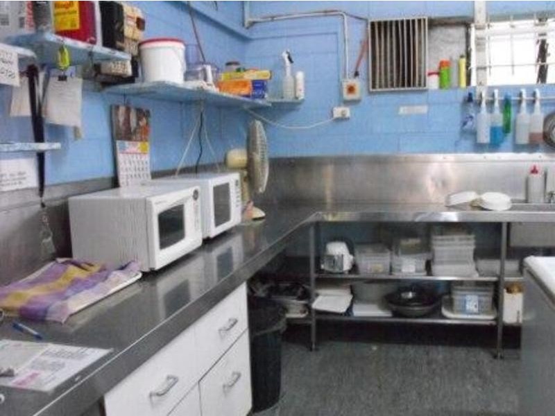 Shop 3 /981 Riverway Drive, Rasmussen QLD 4815