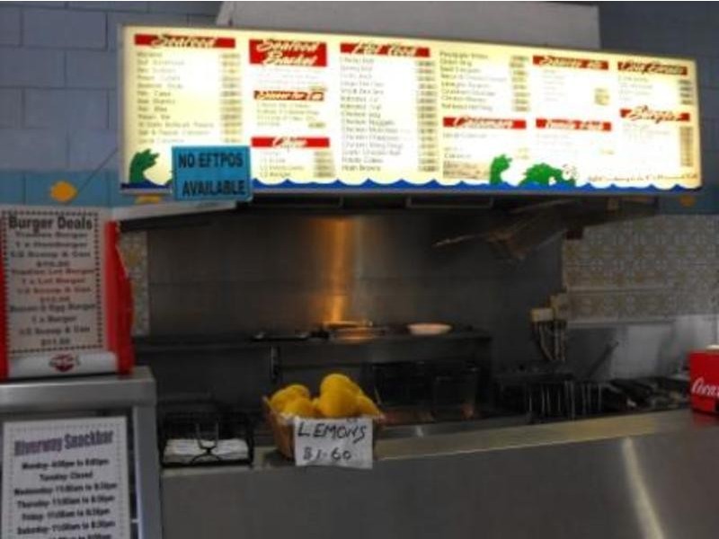 Shop 3 /981 Riverway Drive, Rasmussen QLD 4815