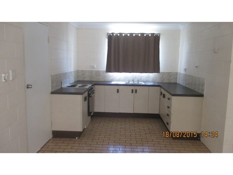 */** President Street, Kirwan QLD 4817