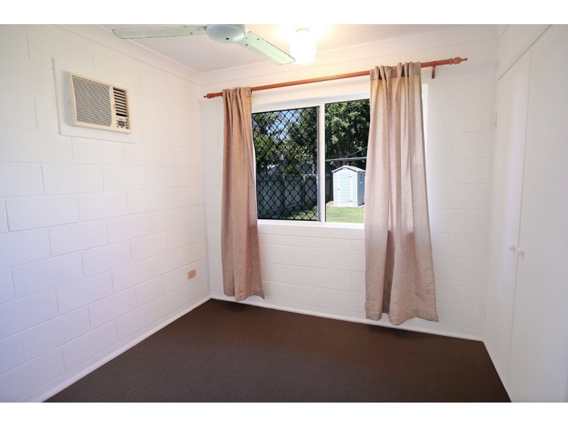 ** Amber Avenue, Rasmussen QLD 4815