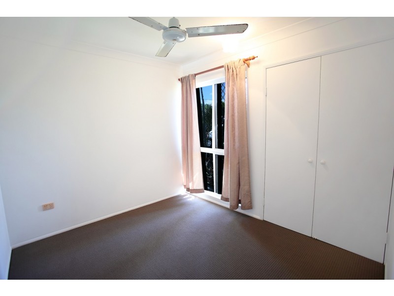 ** Amber Avenue, Rasmussen QLD 4815