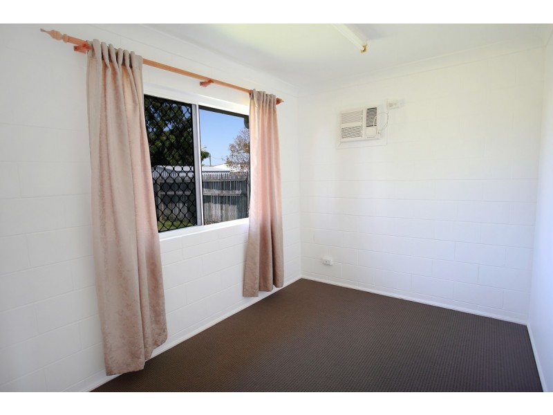 ** Amber Avenue, Rasmussen QLD 4815