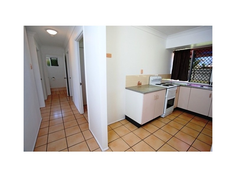 ** Amber Avenue, Rasmussen QLD 4815