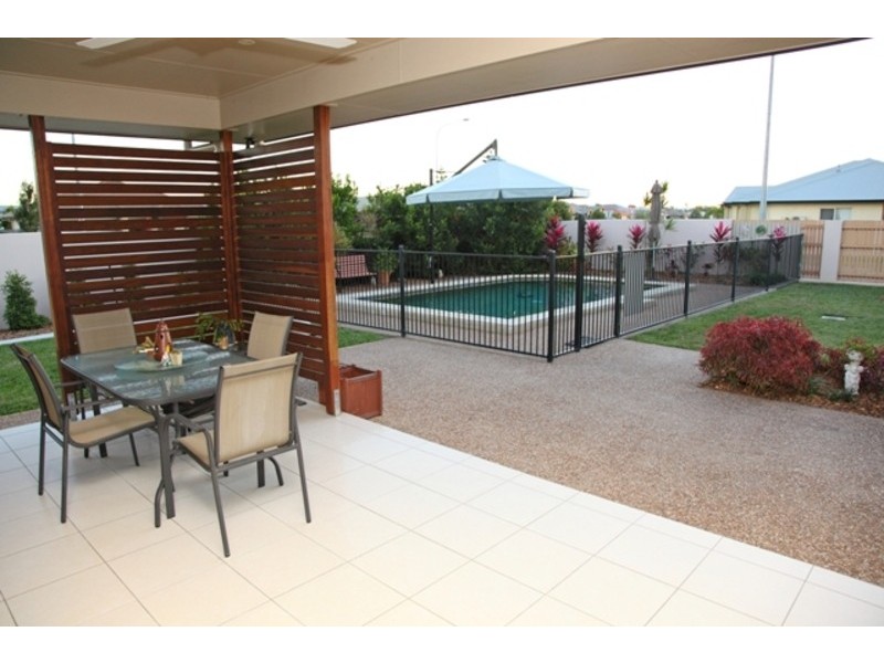1 Canthium Court, Mount Louisa QLD 4814