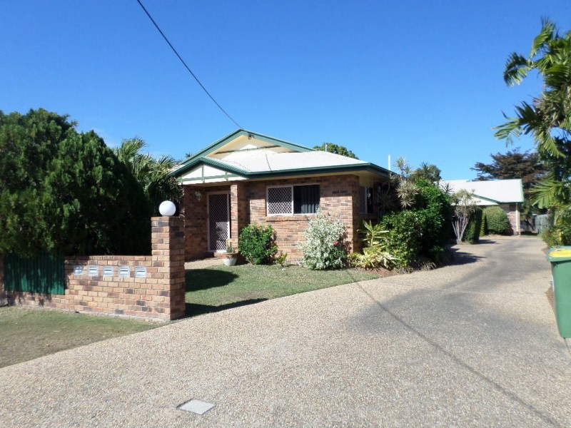 ** Latchford Street, Pimlico QLD 4812