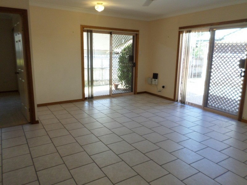 ** Latchford Street, Pimlico QLD 4812