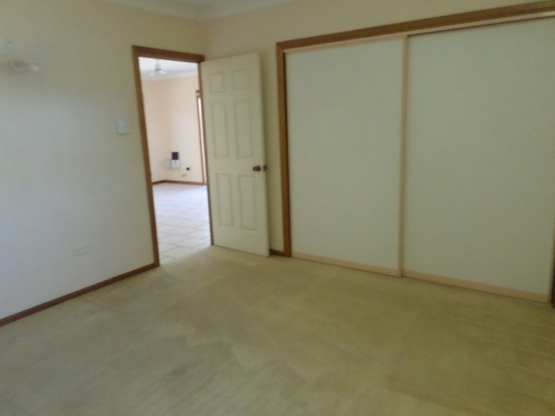 ** Latchford Street, Pimlico QLD 4812