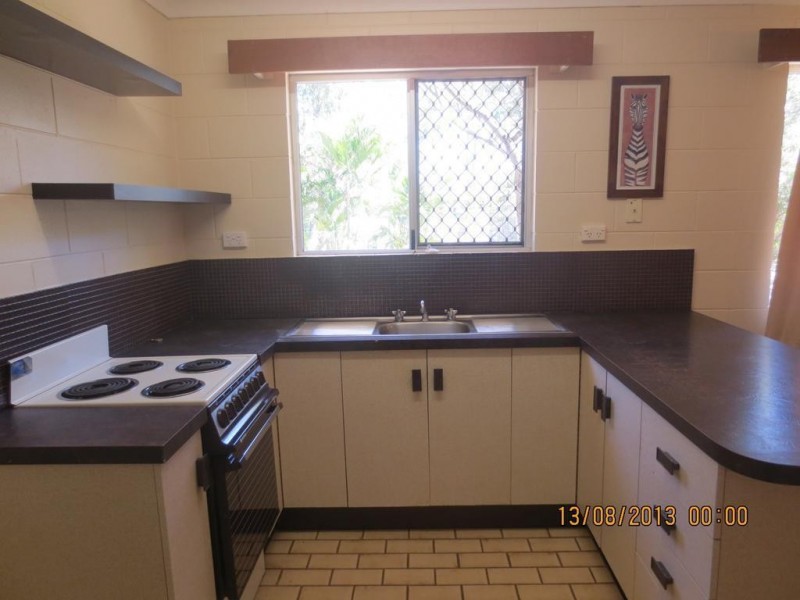 */** President Street, Kirwan QLD 4817