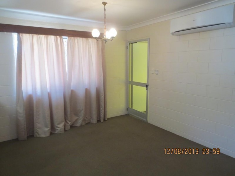 */** President Street, Kirwan QLD 4817