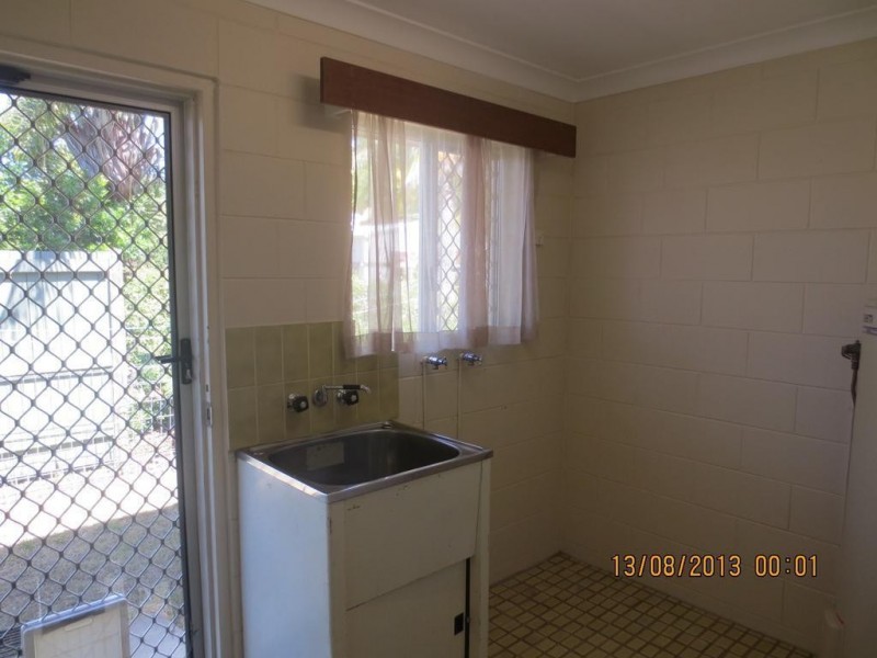 */** President Street, Kirwan QLD 4817