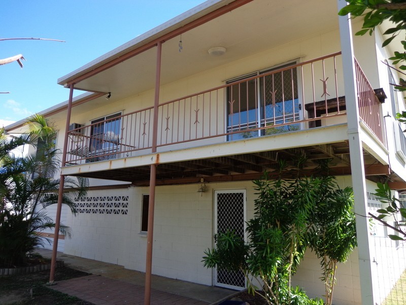 * Eklund Street, Kirwan QLD 4817