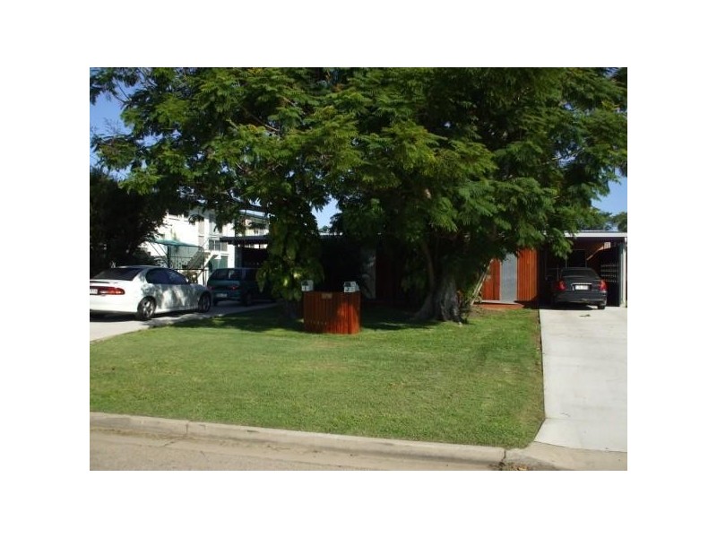 */** Carmody Street, Hermit Park QLD 4812