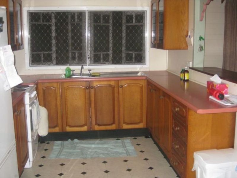 21 Ninth Avenue, Railway Estate QLD 4810