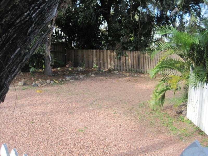 21 Ninth Avenue, Railway Estate QLD 4810