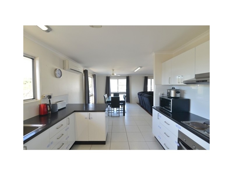 20 Wellesley Drive, Thuringowa Central QLD 4817