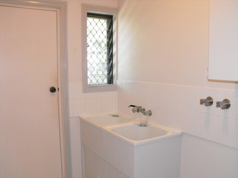 70 Hinchinbrook Drive, Kirwan QLD 4817