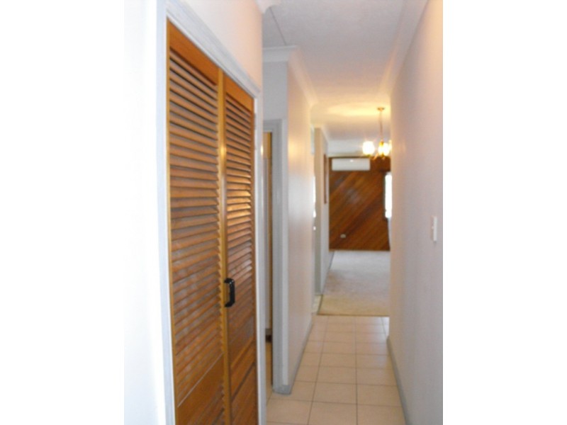 70 Hinchinbrook Drive, Kirwan QLD 4817