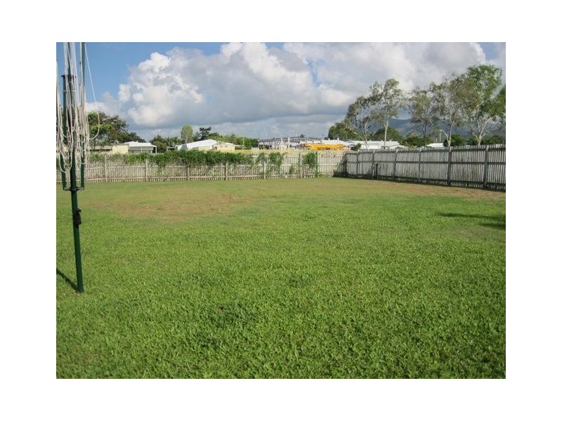 21 Spruce Street, Kirwan QLD 4817