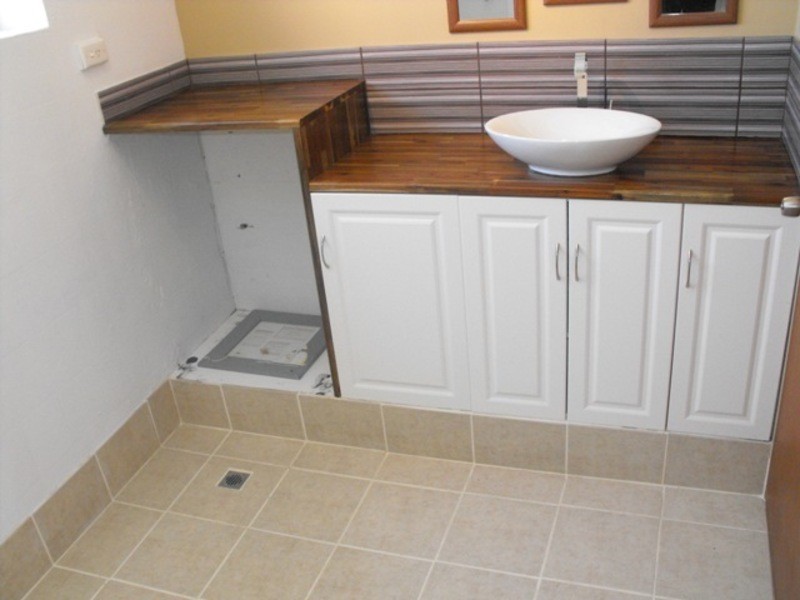 */** Warburton Street, North Ward QLD 4810