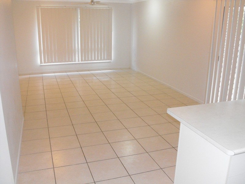 15 Firetail Pocket, Kelso QLD 4815