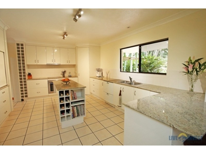 30 Marron Crescent, Mundingburra QLD 4812