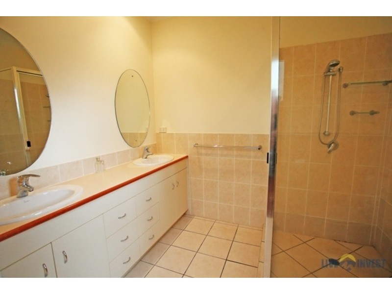 30 Marron Crescent, Mundingburra QLD 4812