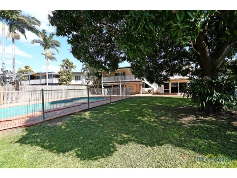 ** Choonda Street, Cranbrook QLD 4814