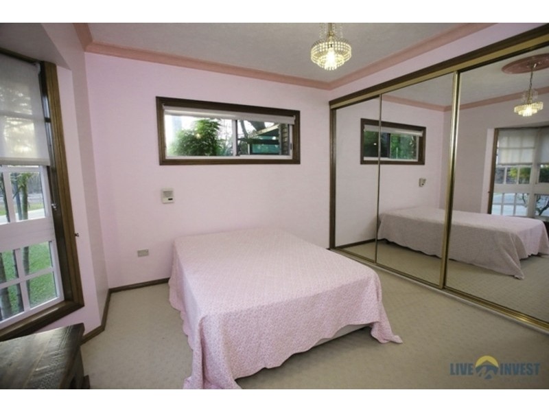 9 St Andrews Close, Kirwan QLD 4817